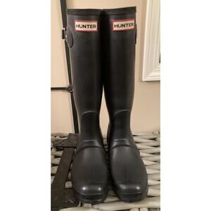 Hunter Women’s Sz 7 Tall Black Matte Rain Boots